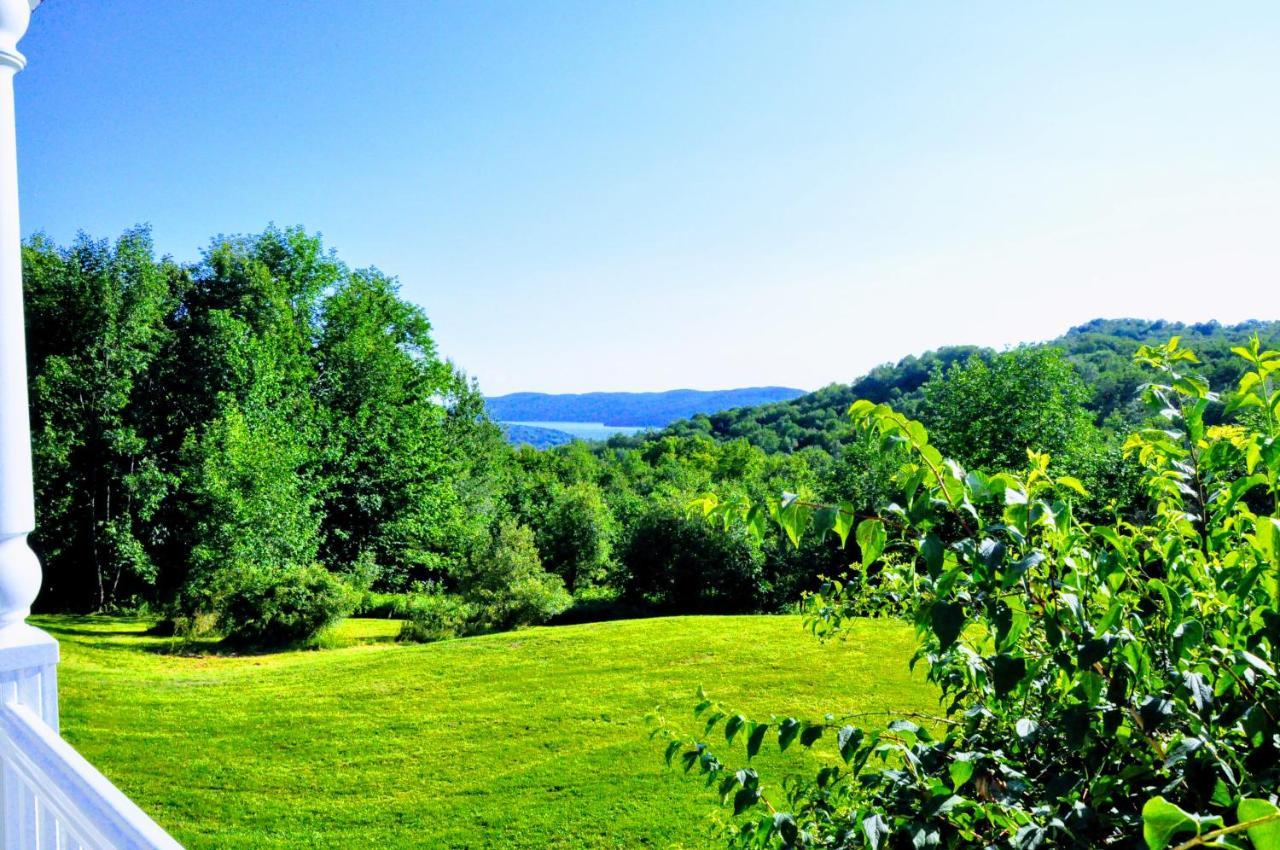 Auberge Le Tricorne North Hatley Buitenkant foto